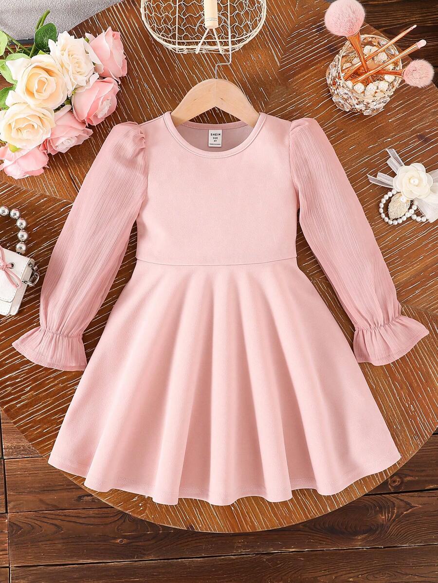 SHEIN Young Girl 1pc Fashion & Cute & Minimalist Elegant Knit Patchwork Chiffon Long Sleeve Dress, Autumn Mommy And Me Matching Outfits (Sold Separately) ,Elegant Long Sleeve Cake Dress, For Birthday Party, Vacation, Great For Casual & Daily Wear & School Daily In Autumn & Winter, For Christmas, Princess Dress,Sister And Me Matching.
