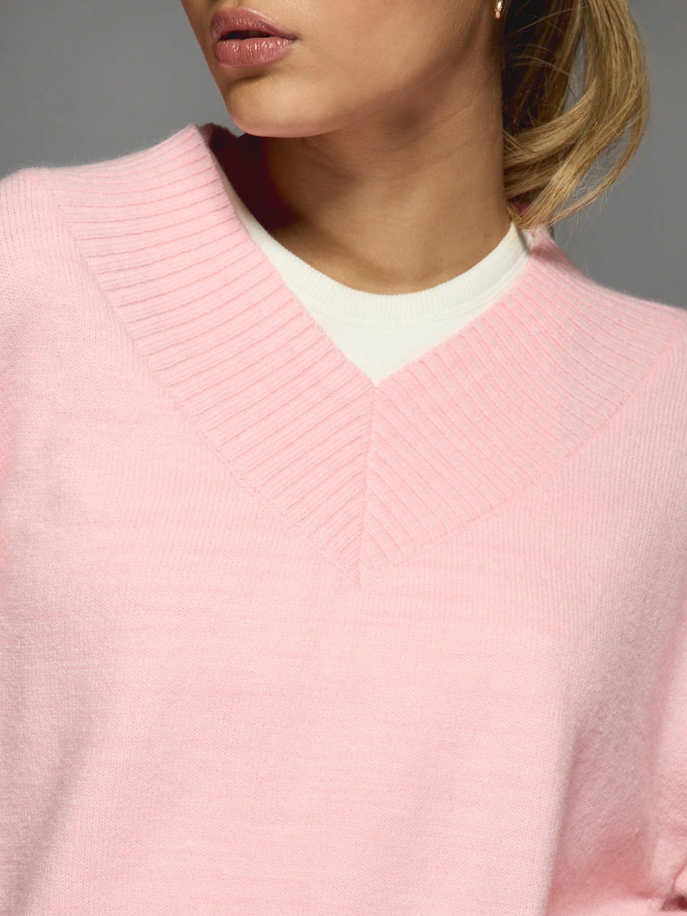 Cropped V-Neck Chunky Knit Sweater｜MISSGUIDED