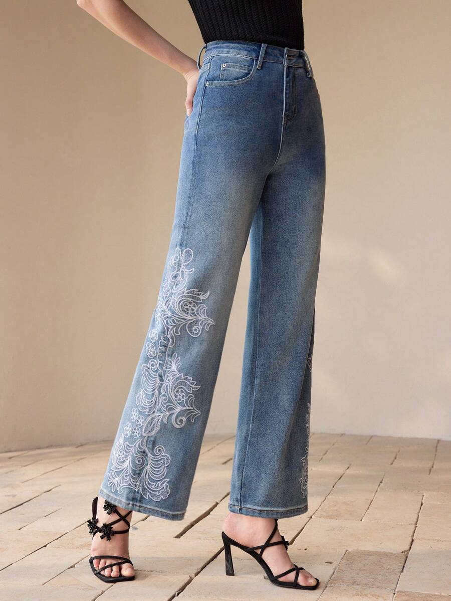 MOTF PREMIUM FLORAL EMBROIDERED STRAIGHT LEG JEANS,SPRING/SUMMER