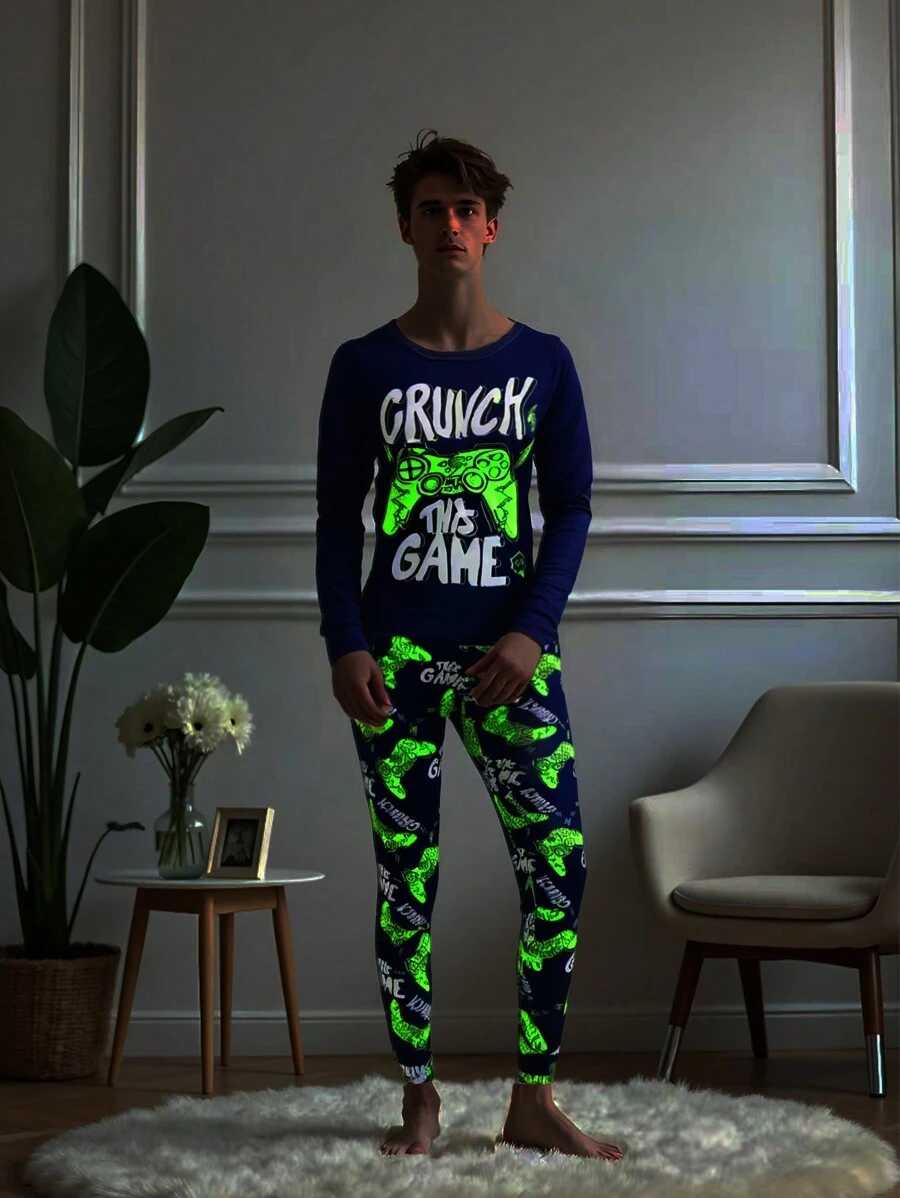 SHEIN Teen Boys' Snug Fit Video Game Graphic Print Long Sleeve Pajamas Set