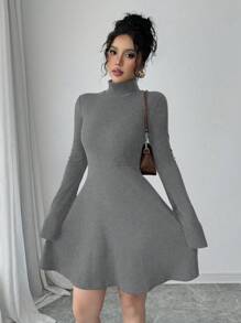Gris Oscuro