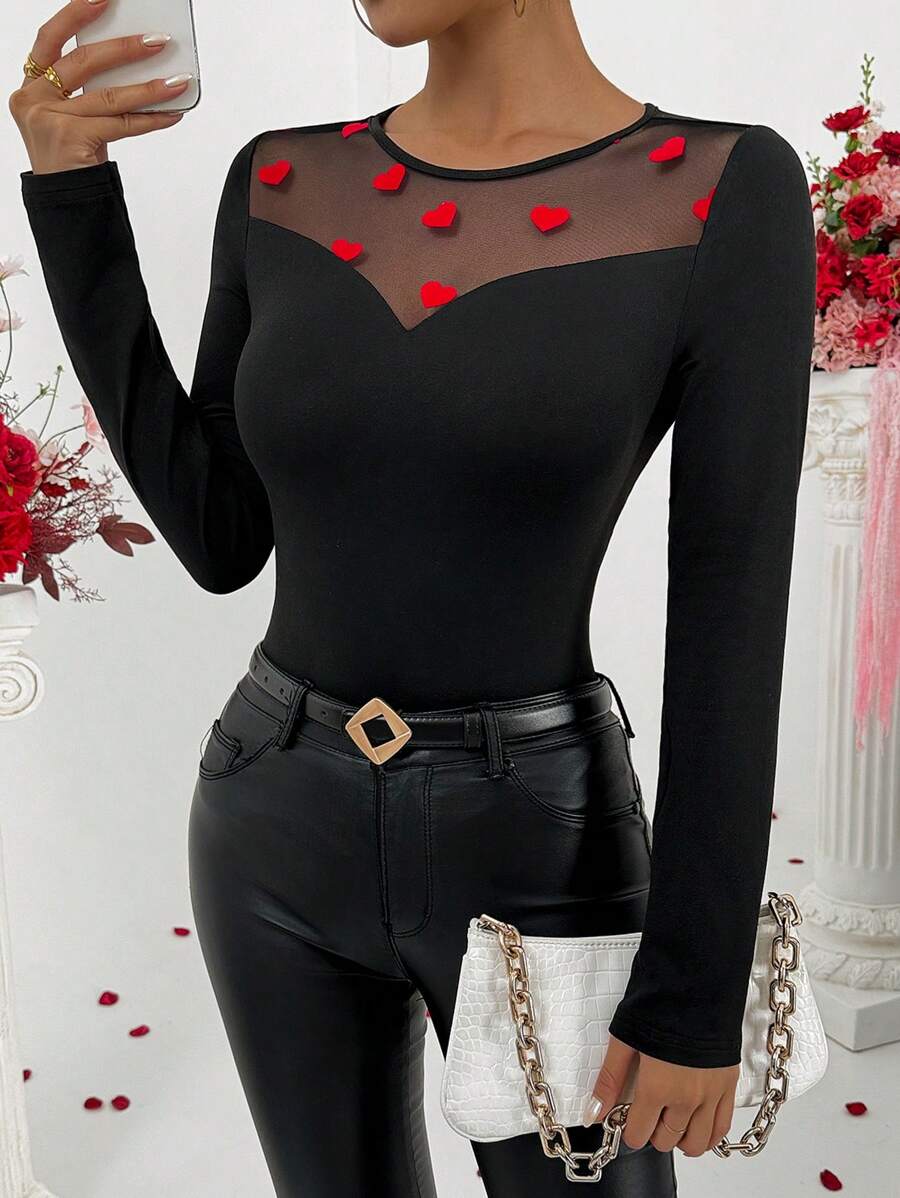 Calvaya Camiseta de manga larga con cuello redondo, ajustada, para mujer, con panel de malla en contraste en forma de corazón