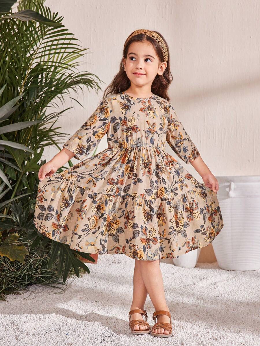 SHEIN Young Girl Vintage Ditsy Floral Print Loose Casual Round Neck 3/4 Sleeve A-Line Midi Dress, Matching Family Vacation, National Style Vintage Rose Ditsy Floral, Spring/Summer, National Style, Casual, Vintage, Mom And Daughter & Sisters Matching.For Vacation.