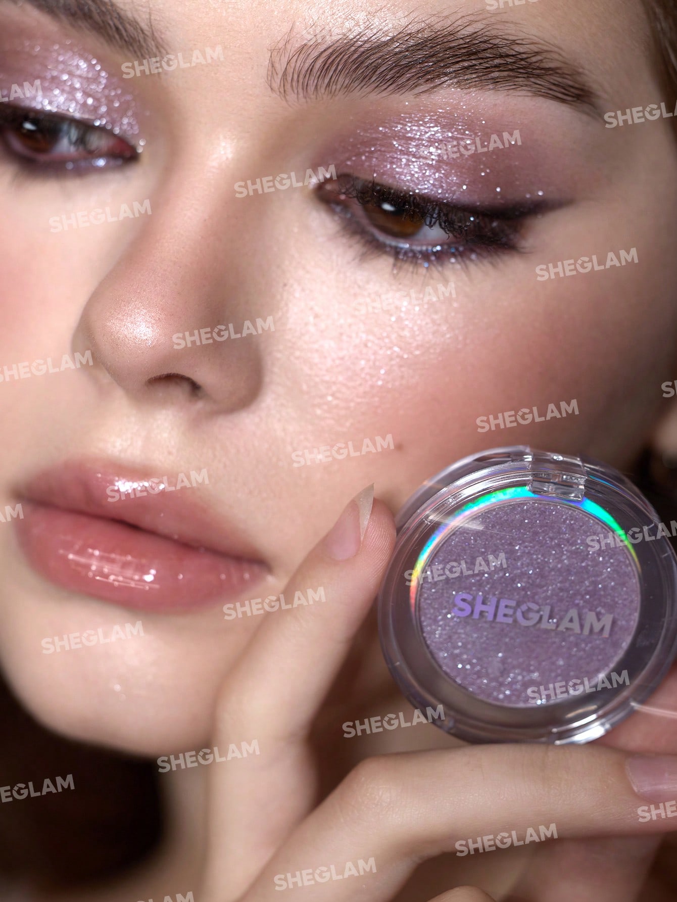 Enigma Sparkly Eyeshadow-Bijou
