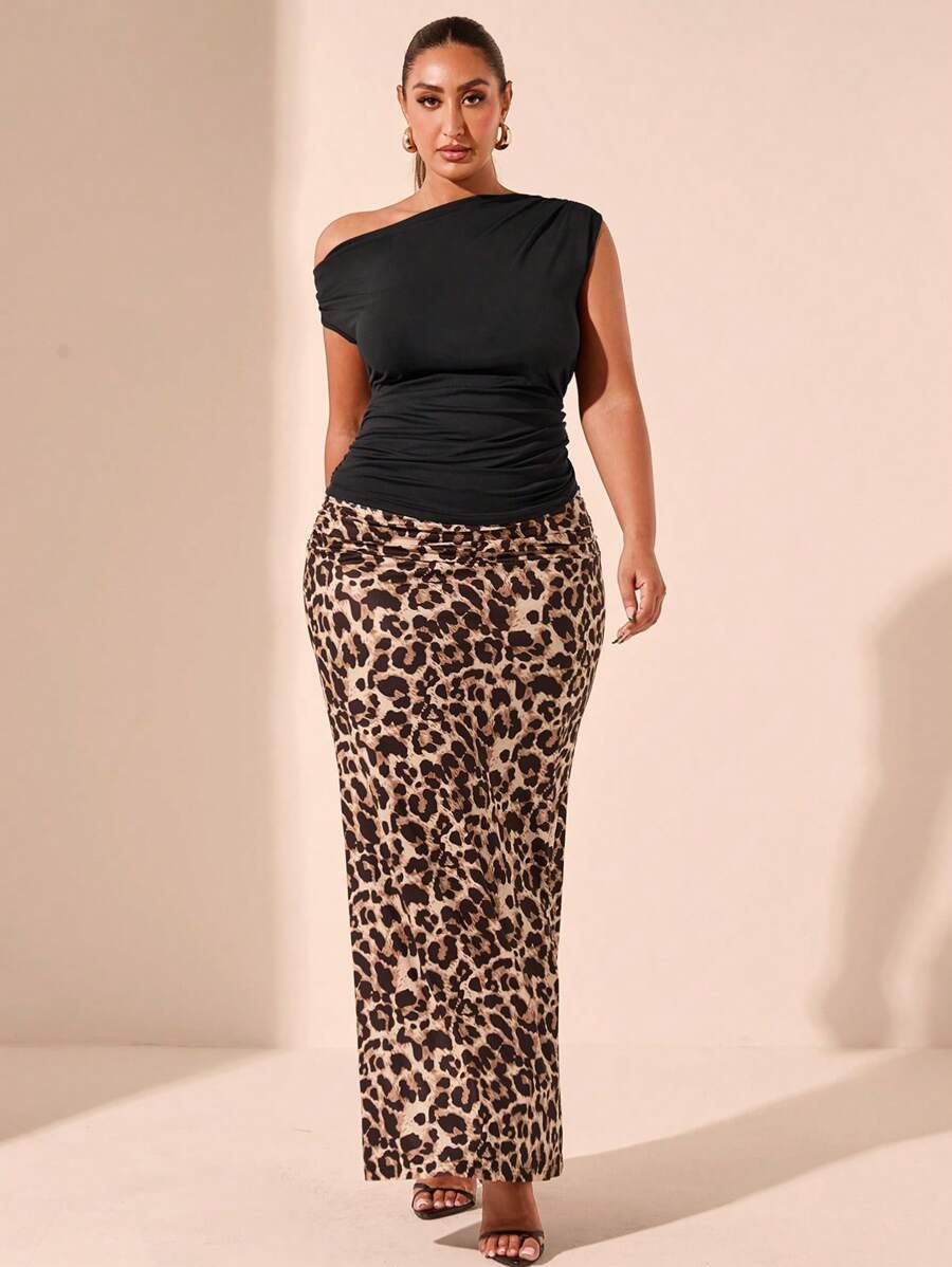 SHEIN BAE Blusa ajustada con cuello asimétrico y drapeado en negro sólido para talla grande, falda larga de línea A con acabado satinado en estampado de leopardo, sexy y elegante para una cita, té de la tarde, actividades al aire libre, adecuado para el verano y el Día de San Valentín