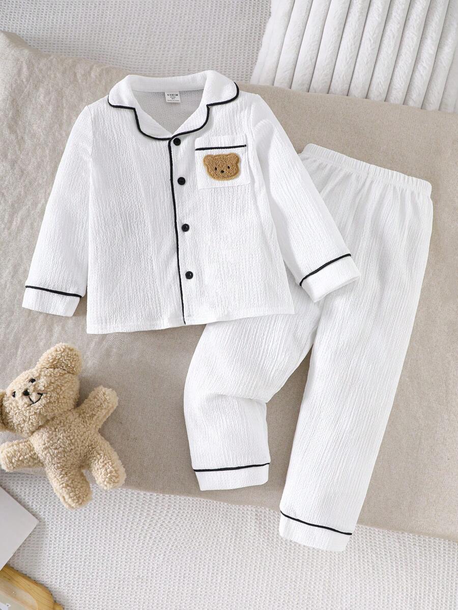 SHEIN Young Boy Simple Casual Cute Bear Patched Pocket Turndown Collar Open Front Long Sleeve Knit Jacquard Long Pants 2 Pieces Pajama Set
