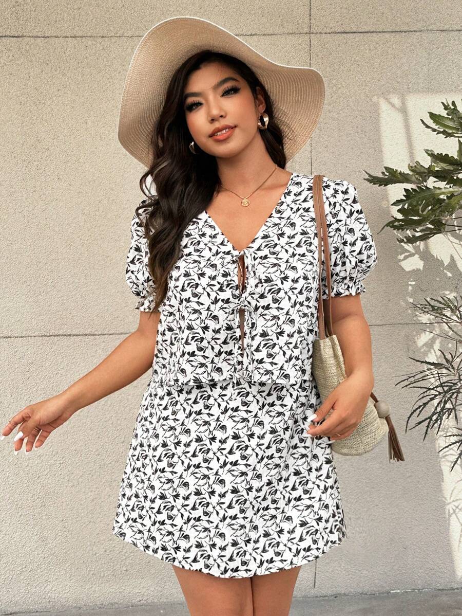 SHEIN Frenchy 2pcs/Set Plus Size Front Tie Short Sleeve Allover Print Simple Blouse And Mini Skirt Outfit