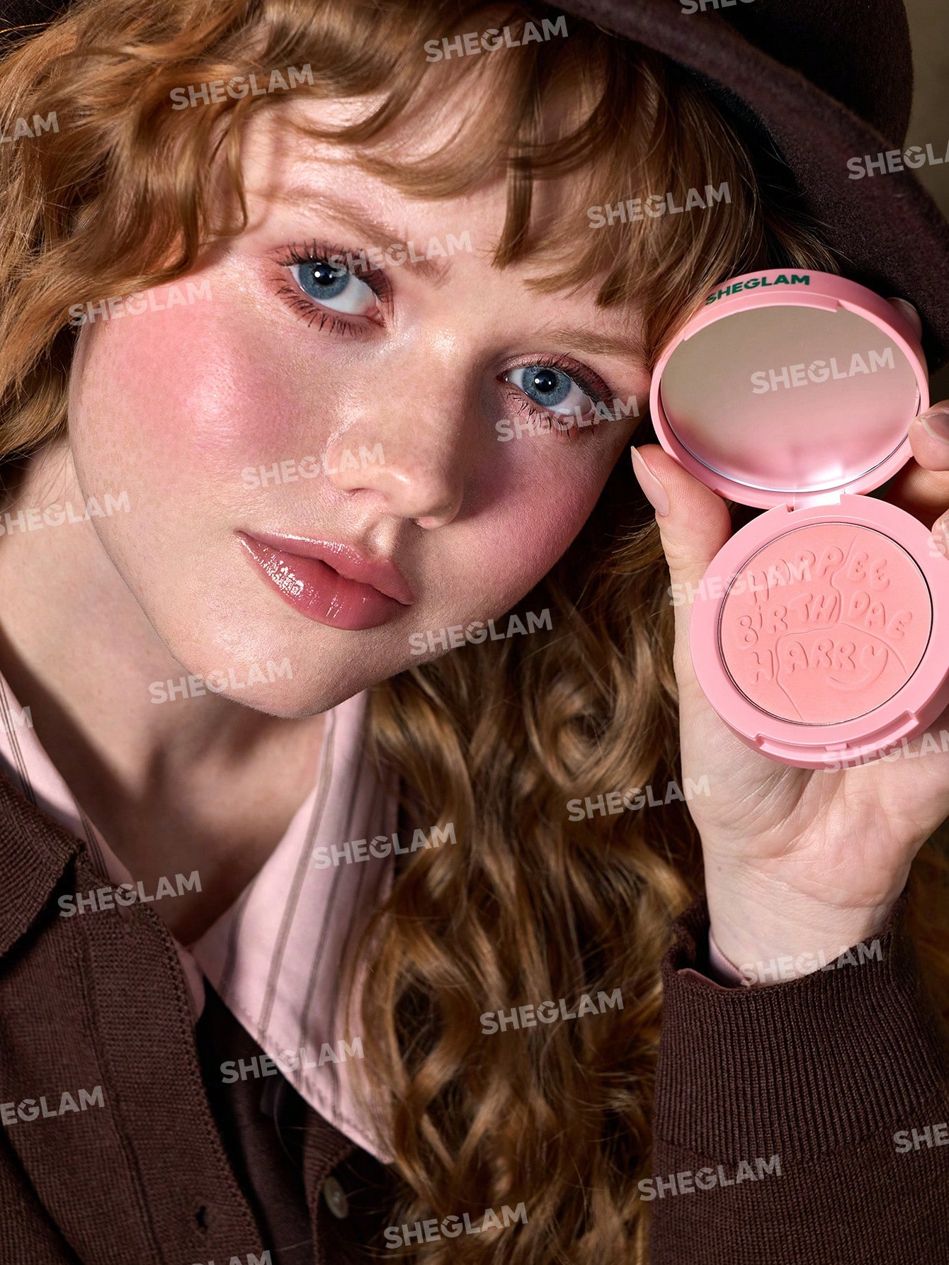 ハリーポッター　SHEGLAM Harry Potter™ X SHEGLAM Happee Birthdae Harry Blush