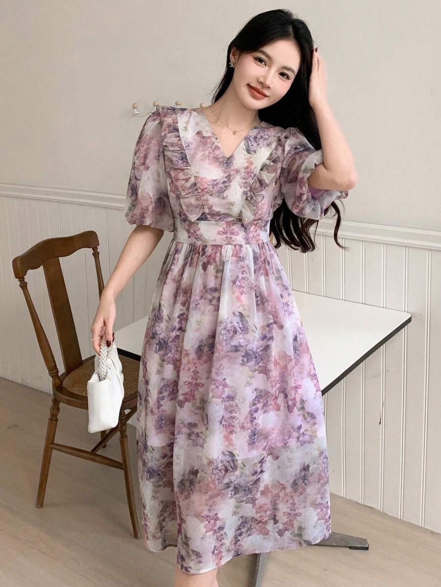 DAZY Vestido midi con cuello en V, manga farol, volantes en el dobladillo para mujer, con estampado floral, apropiado para vestir en el Día de San Valentín