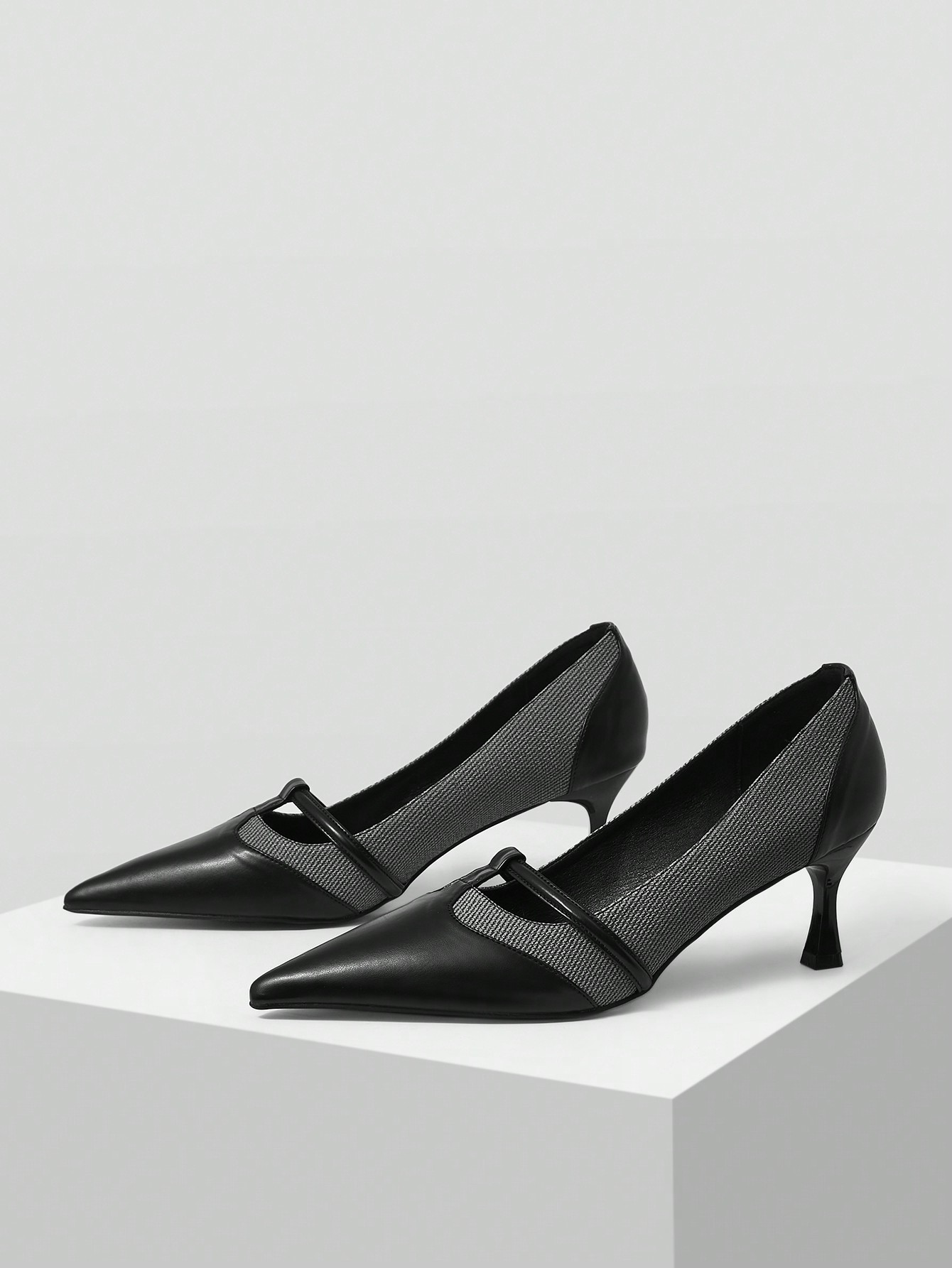極美品✨Öffen offen オッフェン pointed-FRIN 25.5 BLACK POINTED TOE HIGH HEELS｜Motf