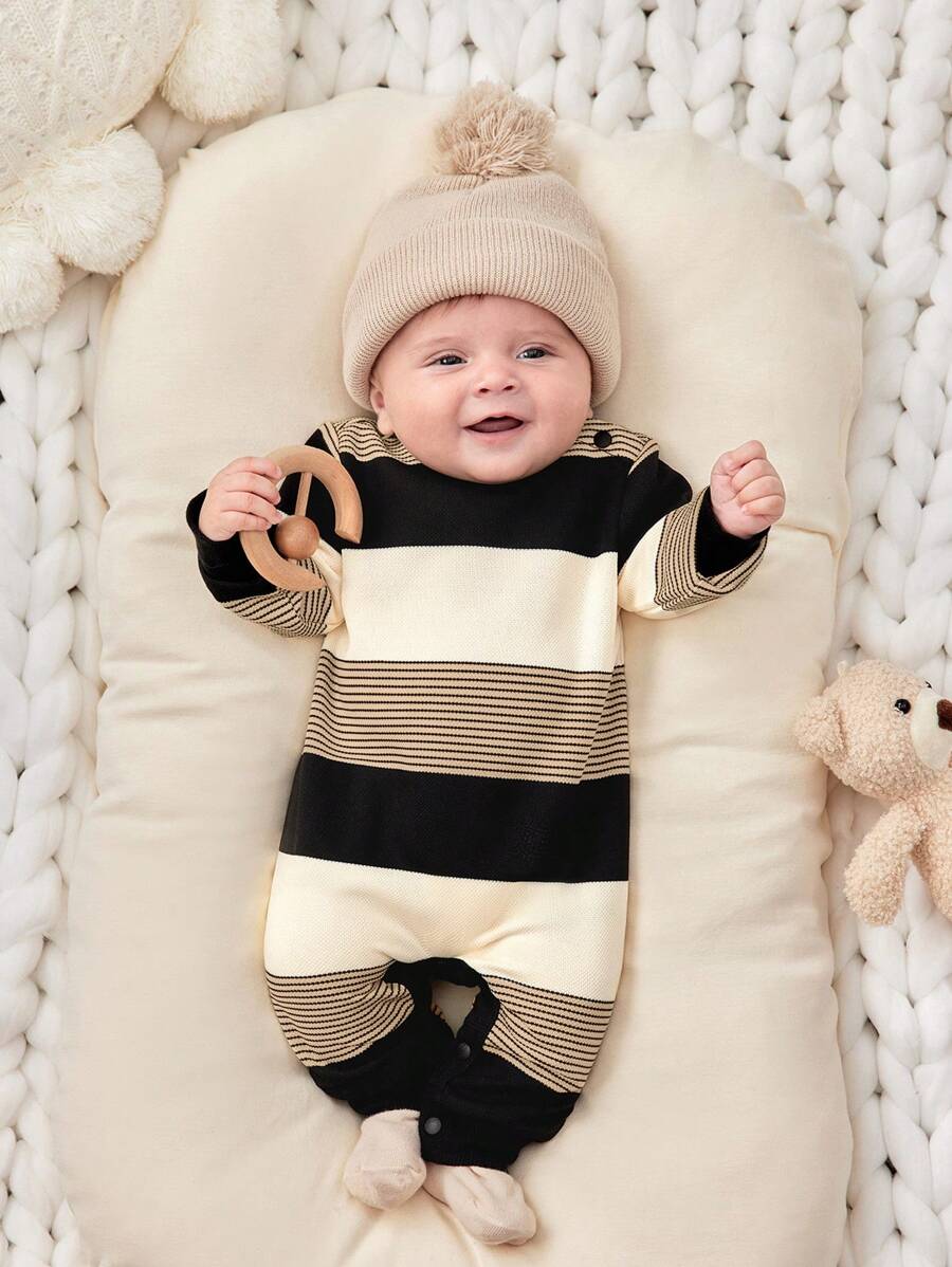 SHEIN Newborn Baby Girl Casual Adorable Knitted Striped Long Sleeve Snap-Crotch Romper, Suitable For Autumn/Winter Indoor & Outdoor, Baby Shower