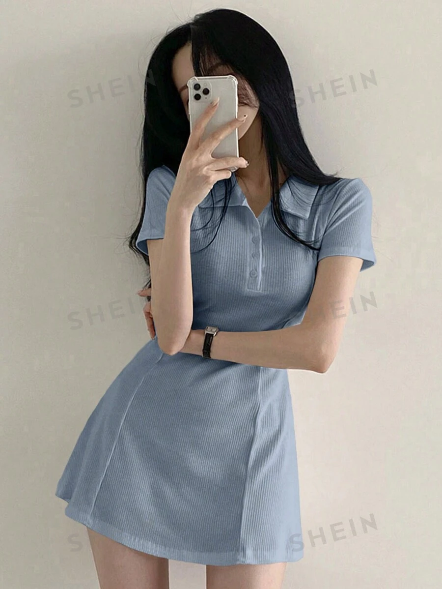 DAZY Vestido corto de verano para mujer de manga corta y unicolor con decoración de botón, vestidos casuales para mujer