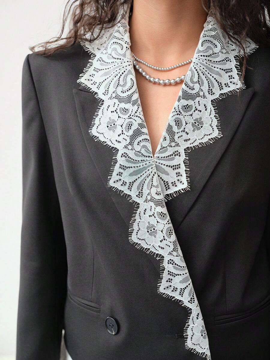 MOTF STUDIO CONTRAST LACE DOUBLE BREASTED CROPPED BLAZER, COLORBLOCK BLAZER, SPRING BLAZER