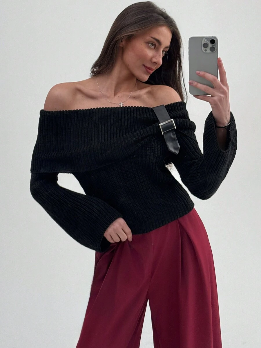Aloruh Women's Off-Shoulder Long Sleeve Fitted Warm Leather Button Stylish Sweater, Autumn/Winter