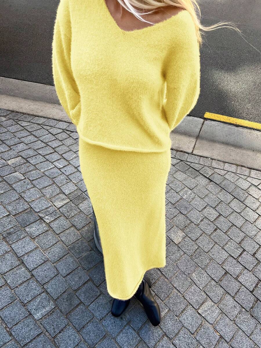Forever 21 Women's V-Neck Solid Color Mohair Sweater, Autumn/Winter