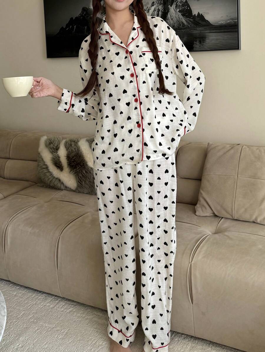 SHEIN 2pcs/Set Teen Girl Heart Graphic Contrast Collar Long Sleeve Pocket Embellished Top And Straight Leg Loose Comfortable Pajama Set, Suitable For High School, College Girls, Daily/Holiday/Party Wear
