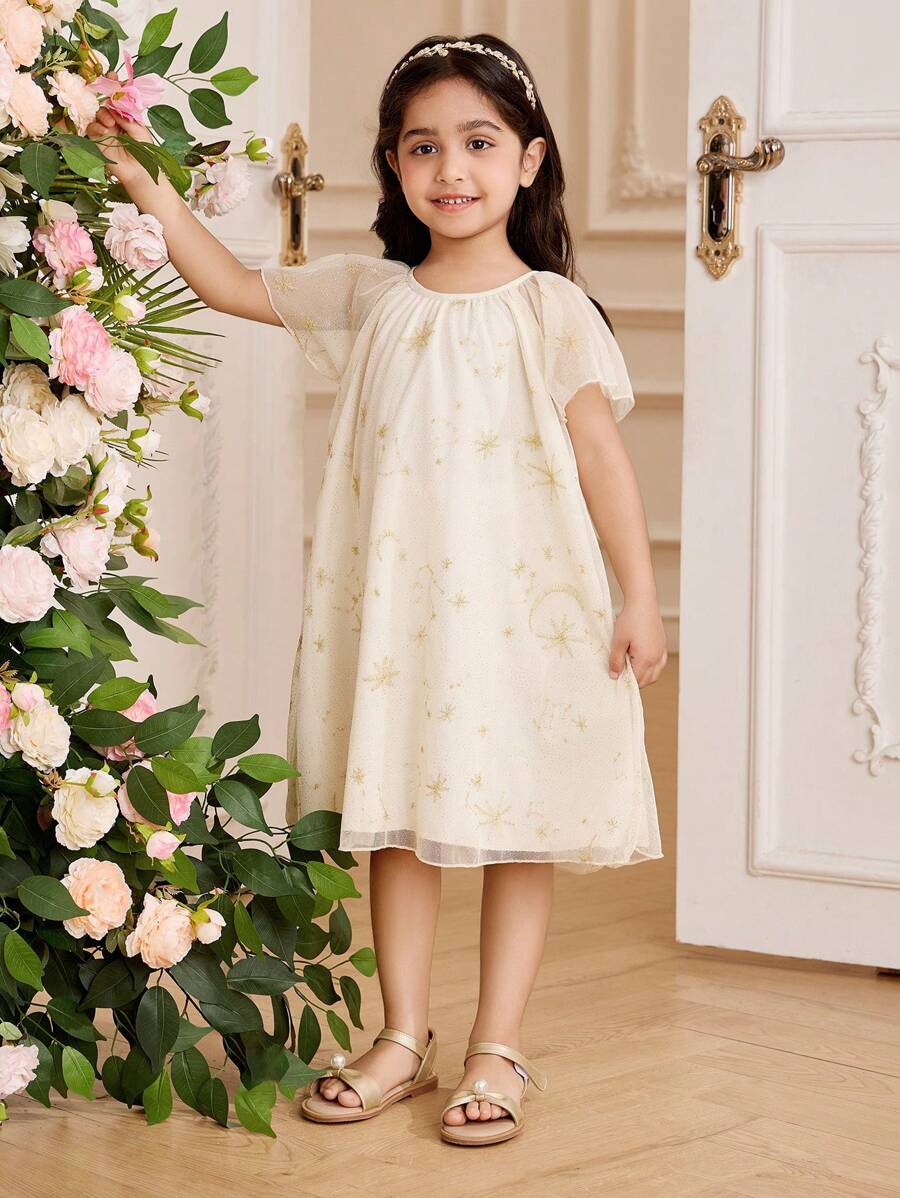 Glamorique Kids Young Girl Summer Star & Moon Embroidery Princess Dress, The Lightweight Fabric, Exquisite Embroidery, And Sweet Design Can Make Young Girl Feel Cool And Happy In The Scorching Summer, Whether It's For Holidays, Daily Play, Or Family Gatherings. A Dress That Combines Cute, Dreamy And Fashionable Elements.