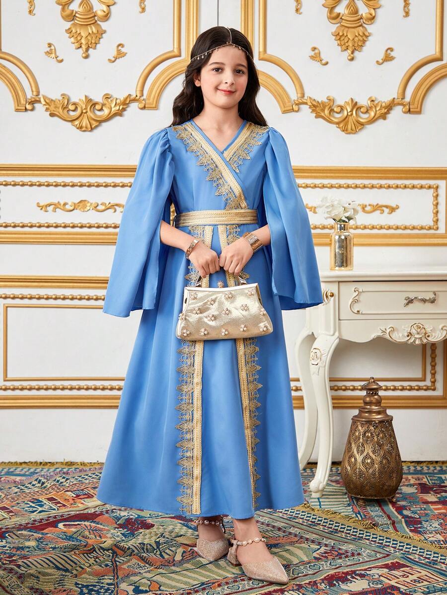 Vestido de manga larga con acento floral y borde azul y dorado elegante y tradicional para niñas preadolescentes, con cinturón dorado, para vacaciones, verano y viajes