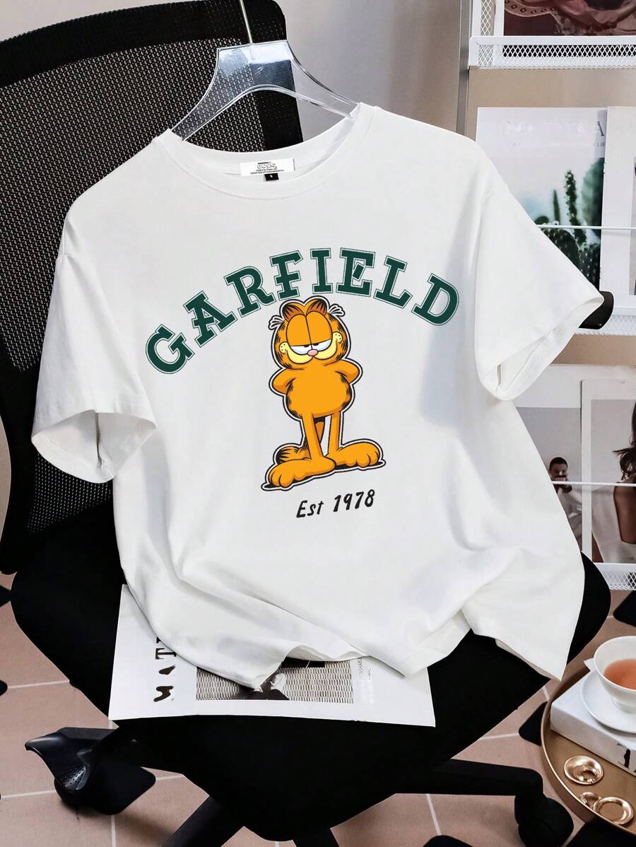 GARFIELD X SHEIN Casual Loose Fit Round Neck Short Sleeve Women T-Shirt, Suitable For Summer
