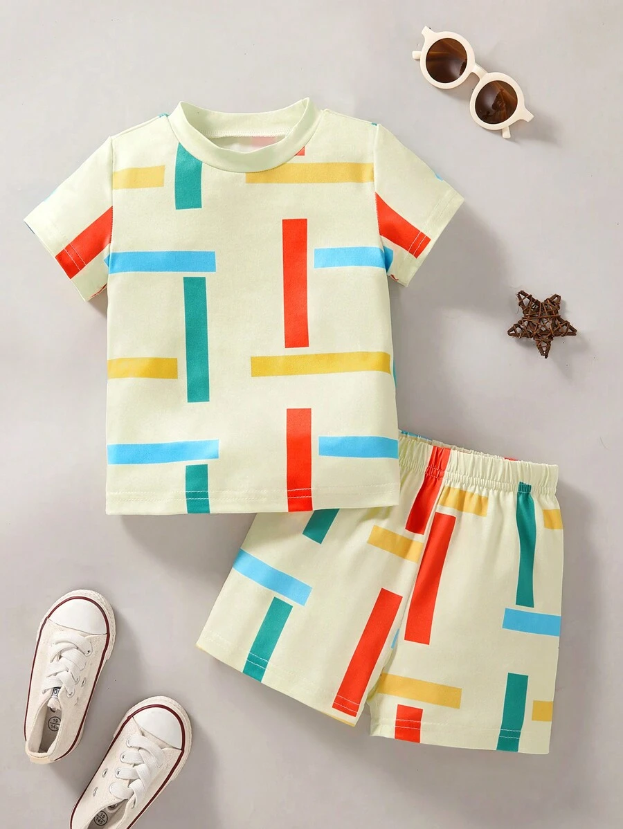 2pcs/Set Baby Boy Casual Asymmetrical Shaped Print Round Neck Short Sleeve T-Shirt And Shorts Set, Suitable For Summer