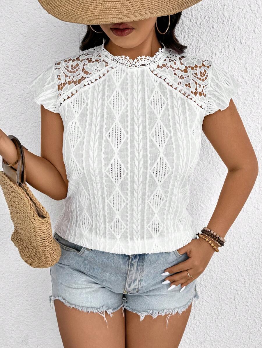 SHEIN Frenchy Plus Size Solid Color Shell Trim Hollow Casual Loose Blouse, Everyday Wear