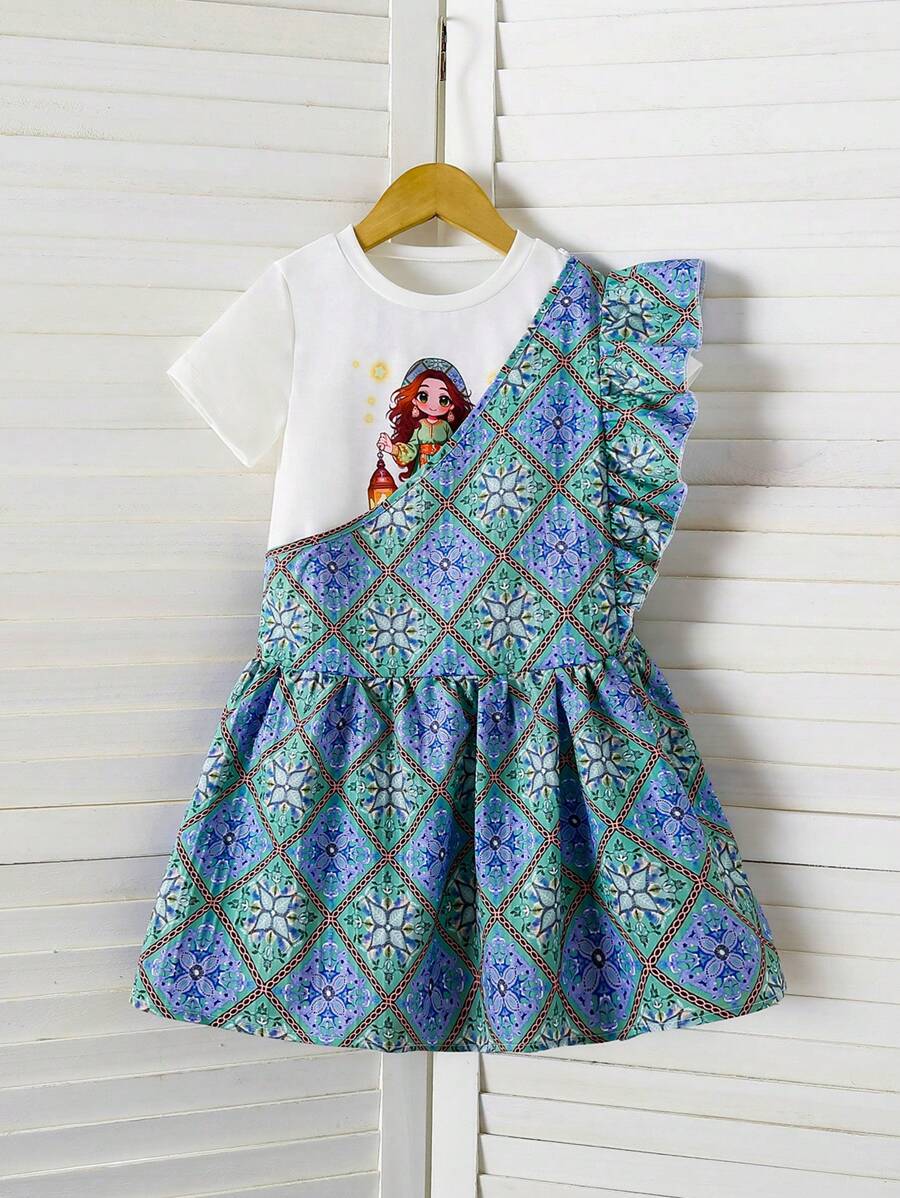 SHEIN Set de 2 piezas de túnica abaya kaftan de estilo tradicional para niñas jóvenes durante el Ramadán, con estampado de niña de dibujos animados y linterna en la Top y vestido inferior con volante asimétrico, adecuado para fiestas y vacaciones