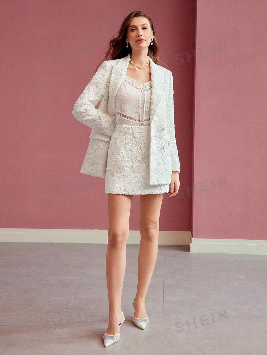 MOTF PREMIUM FALDA RECTA DE ENCAJE GUIPURE