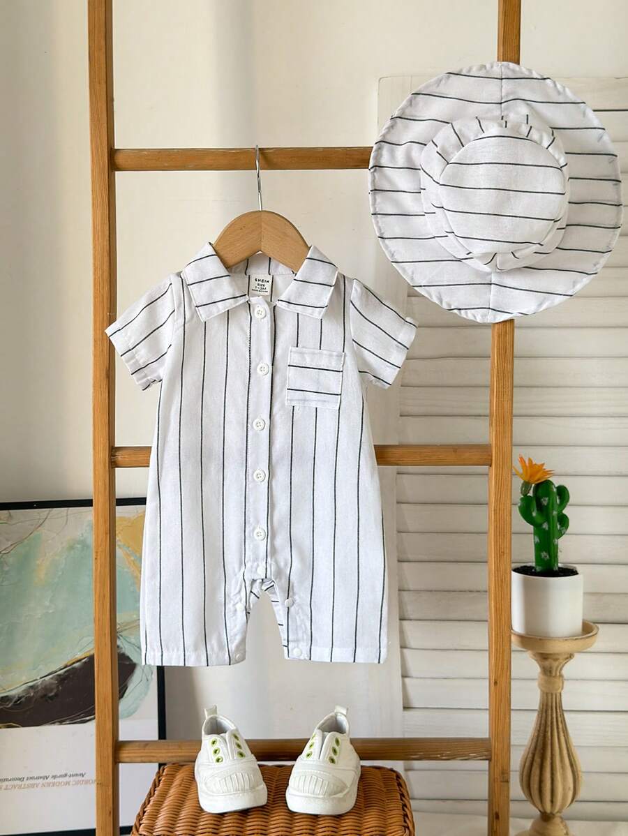 SHEIN 2 stuks peuter baby jongens casual vakantie gestreepte kraag knoop zak romper & hoed set, geschikt voor dagelijks gebruik, vakantie, sport (3M-24M)