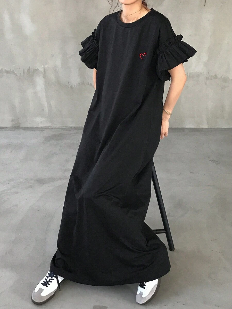FRIFUL Women Oversize Black Long Dress With Ruffle Hem & Heart Embroidery, Casual Summer Outfit Sundress