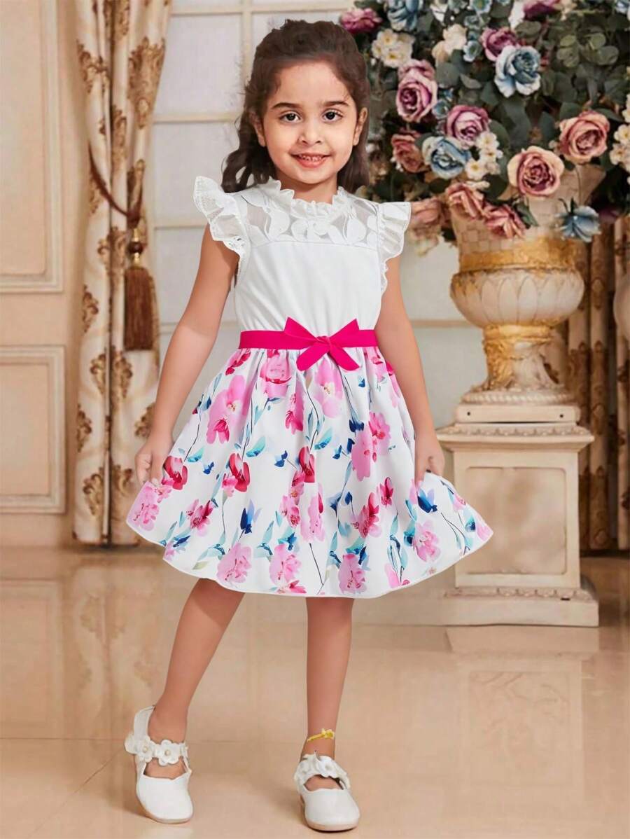 SHEIN 1 pieza Top corto con acabado de encaje y estampado floral "Garden" para niñas y niñas pequeñas, con vestido de tela blanca, conjunto casual de vacaciones para primavera/verano apropiado para el look dulce de niñas en días festivos