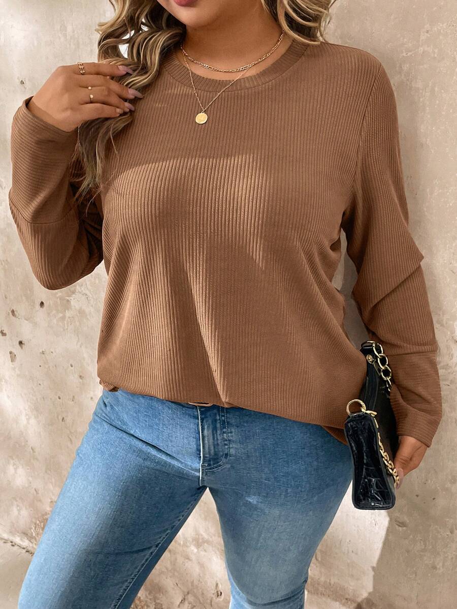 SHEIN LUNE Plus Size Casual Fitted Knit Women T-Shirt, Minimalist Fashion For Everyday Wear