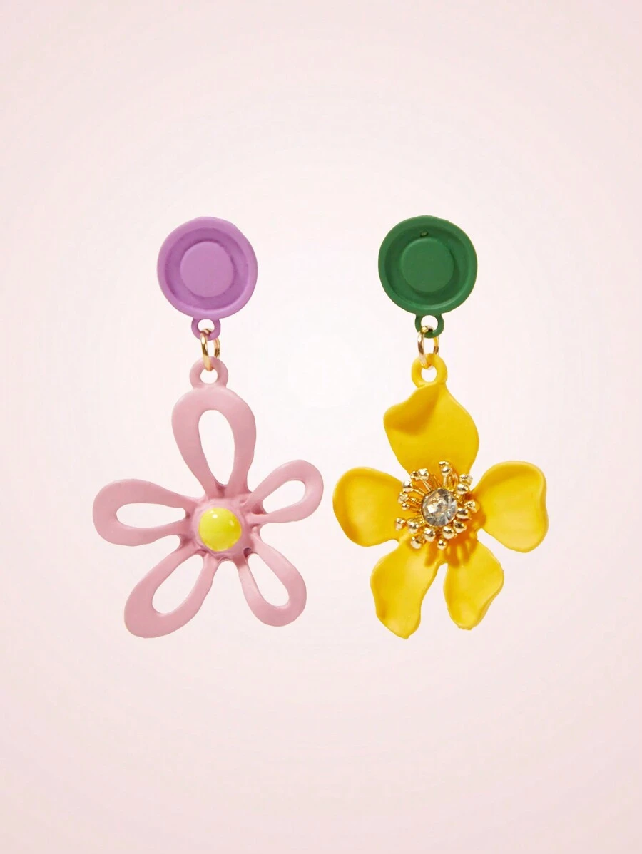 SHEIN MOD Pendientes de lujo minimalistas casuales con decoración de camelias asimétricas y rhinestone