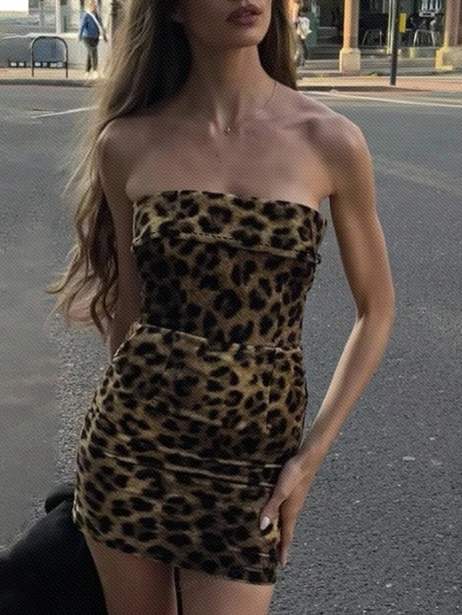 SHEIN Essnce Sexy luipaardprint slim fit tubejurk voor dames, zomer