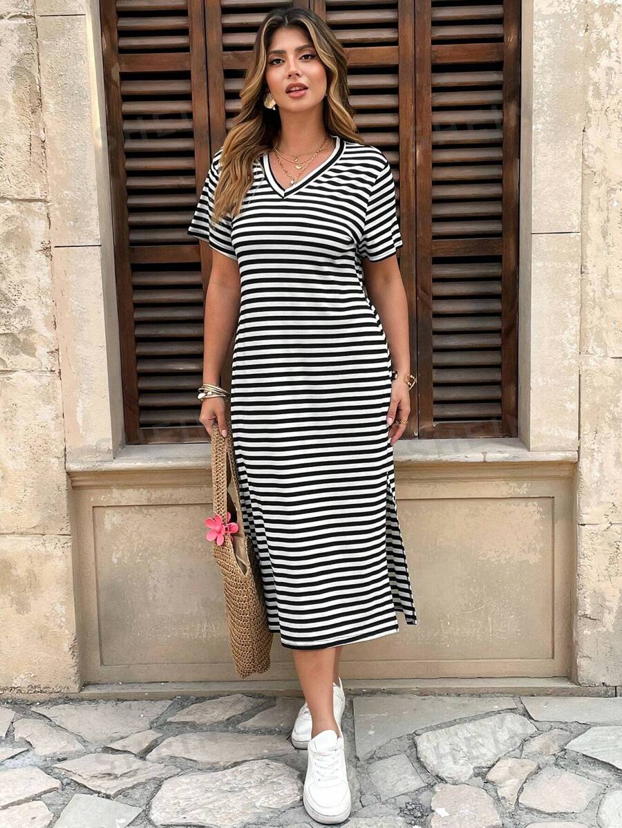 Franclia Vestido evasé a rayas en blanco y negro para mujer de talla grande con abertura lateral