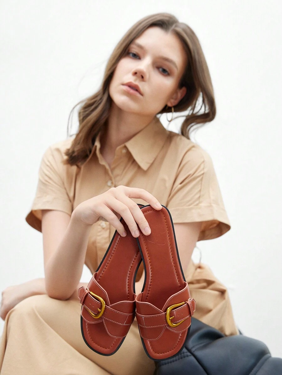 CUCCOO BIZCHIC Women Fashion Flat Sandals, Casual Daily Wear For Summer