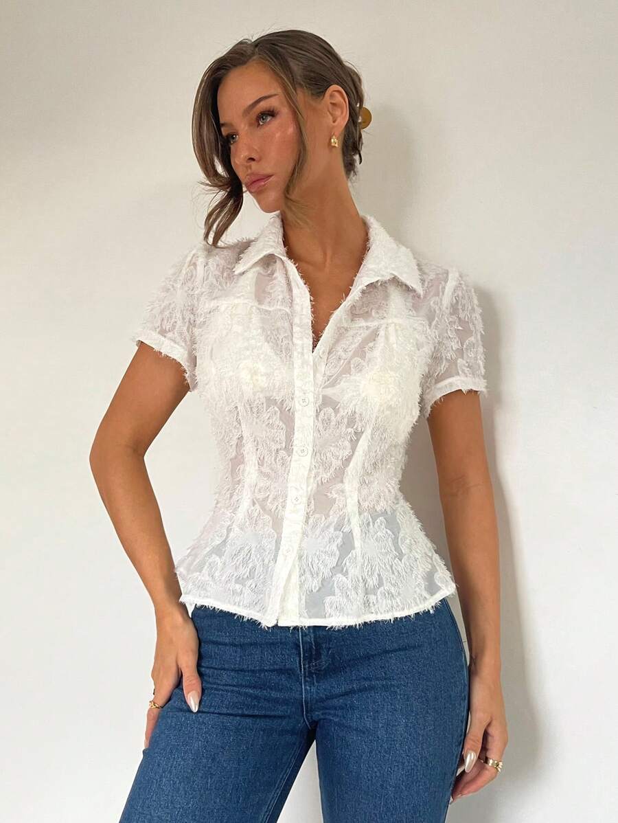 Calvaya Camicia vintage da donna con colletto alla coreana, maniche corte, decorazione floreale tagliata in vita