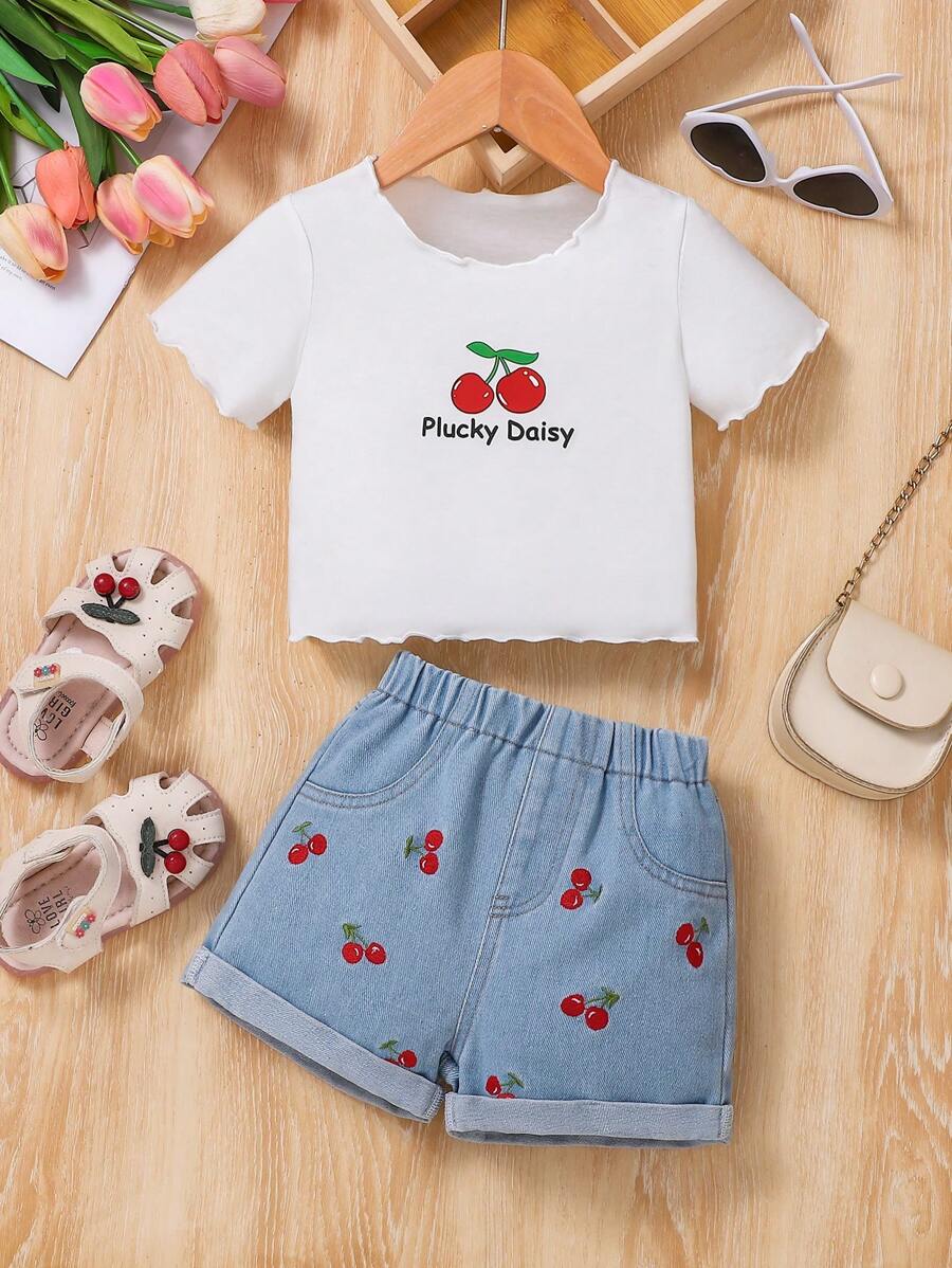 Baby Mädchen 2-teiliges Set: T-Shirt mit Kirschen-Motiv und Schriftzug, Denim Shorts mit elastischem Bund und Kirschenstickerei