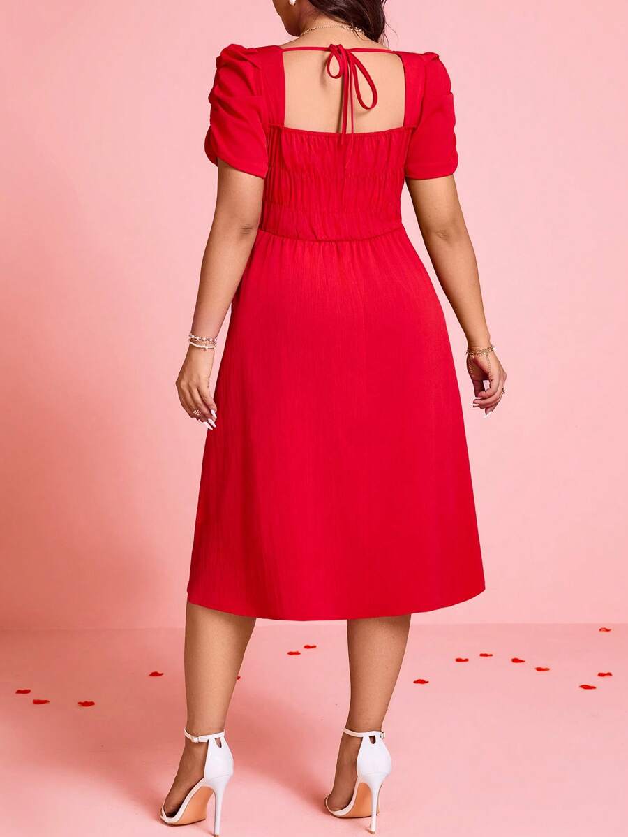SHEIN Clasi Plus Size Women Valentine's Day Plain Color Short Sleeve Casual Red Dress, Simple & Fashionable, Outfit For Everyday Wear