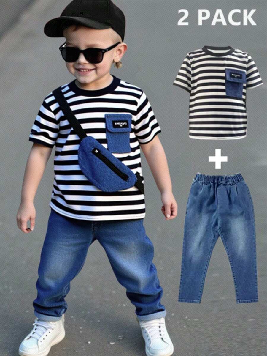 SHEIN Set de 2 piezas compuesto por una camiseta de cuello redondo con estampado de rayas y unos pantalones vaqueros de mezclilla desgastada para niño. La camiseta tiene un bolsillo de mezclilla que combina con la tela de los pantalones vaqueros, mostrando un estilo único. El diseño sencillo y a la moda revela el personal del niño, adecuado para uso casual diario y escolar, apto para diferentes estaciones.