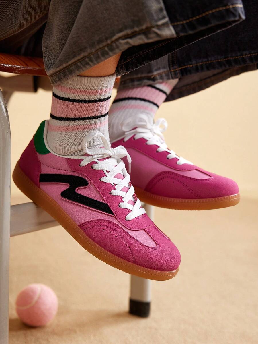 CUCCOO EASI Fashionable Women Casual Flat Sneakers, Minimalist Fashion Comfortable For Everyday Wear