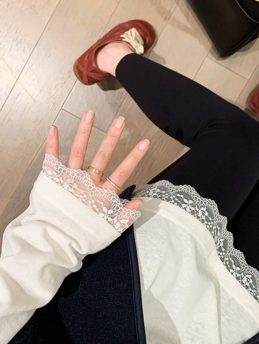 FRIFUL Women's Loose Fit Lace Trim Wide Sleeve T-Shirt, Layerable Spring Clothing