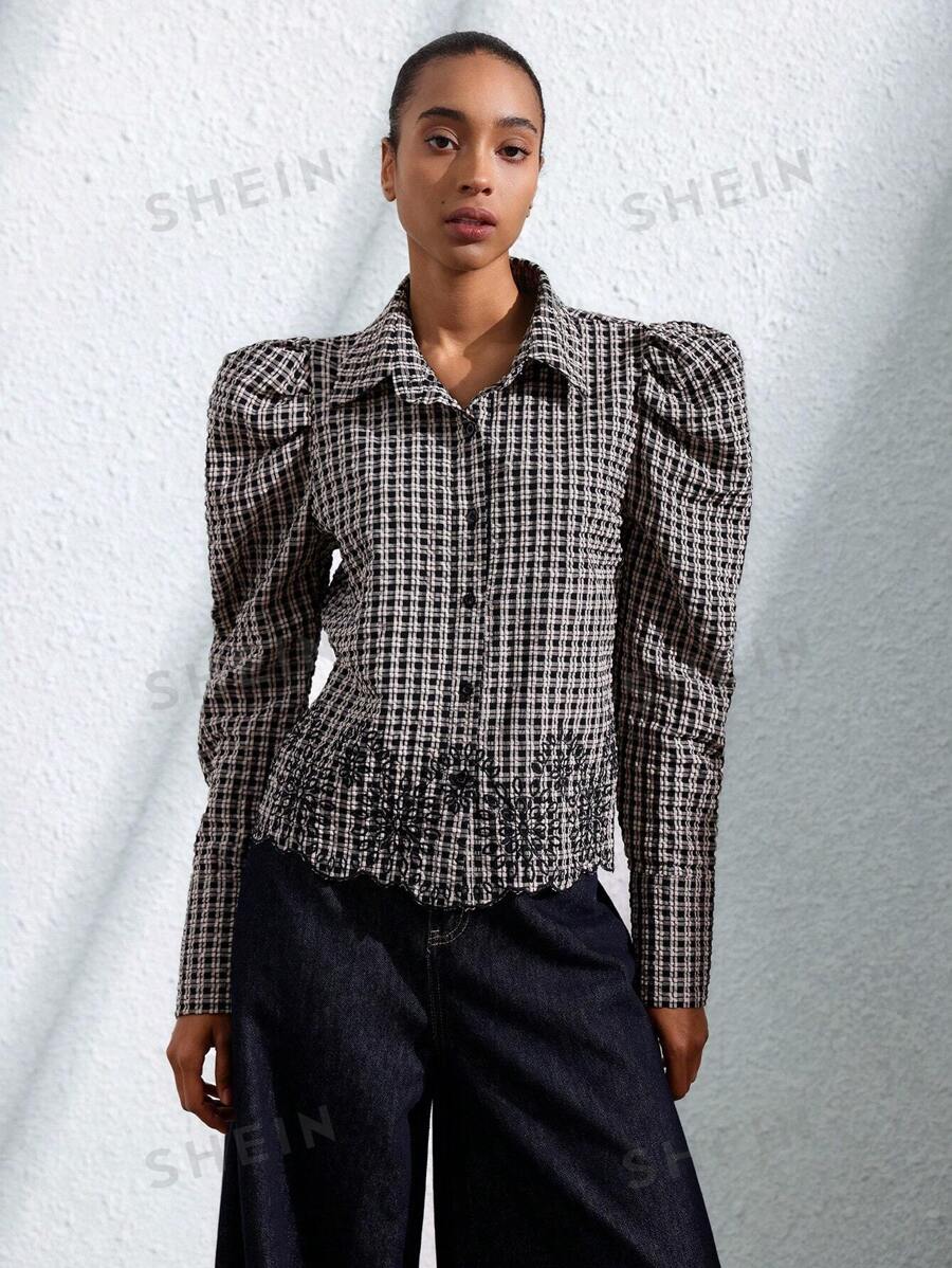 Aveloria Modichic Blusa de mujer de manga larga y botones al frente con diseño bordado, escote en forma de arco y mangas abullonadas en tela a cuadros al estilo francés casual