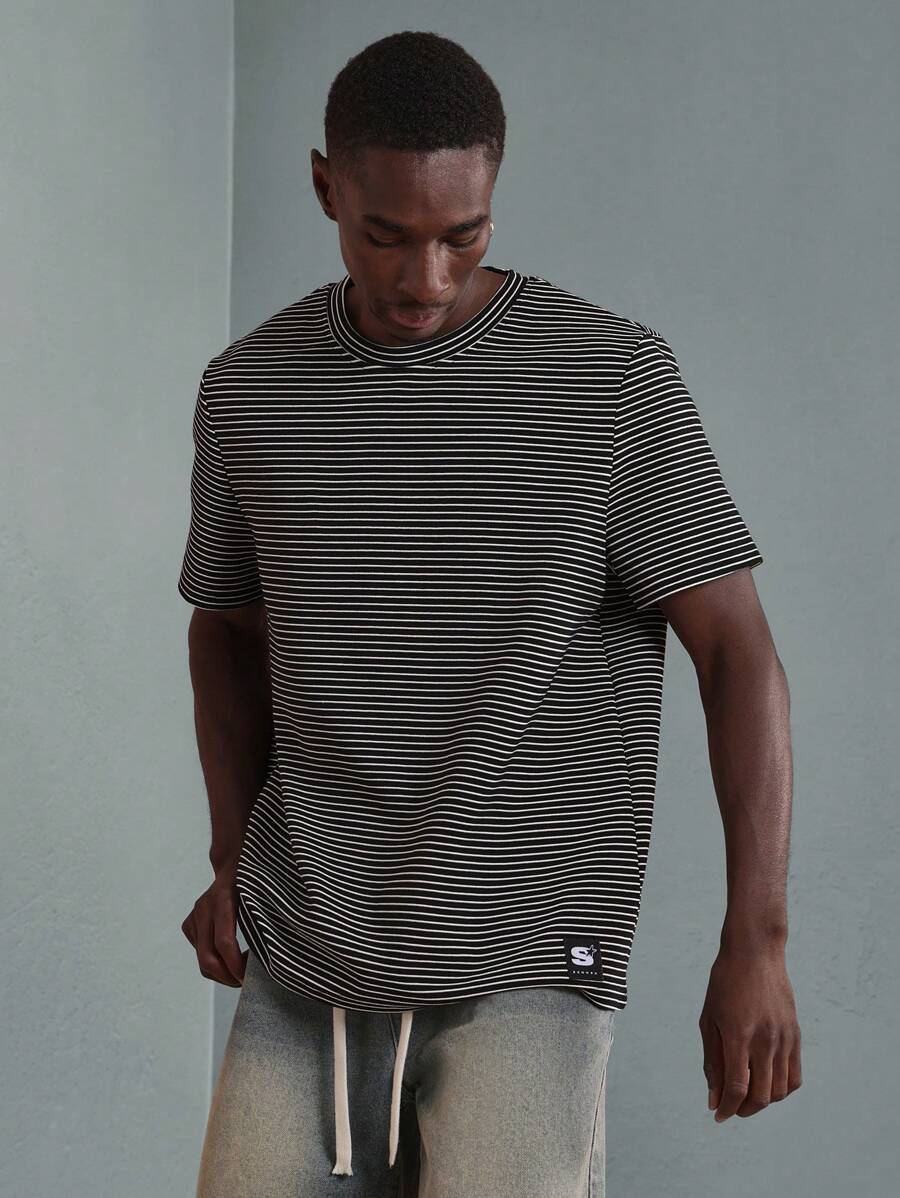 SUMWON Camiseta de rayas de corte slim esencial, de punto jersey clásico, para uso casual de verano, moda urbana, diseño moderno y minimalista para uso diario
