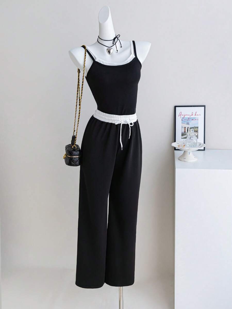 Wildeya Teenager Mädchen Set aus ärmelloser Kontrast Schwarz & Weiß Bluse und hochgeschnittener Weite Strick Hose, lässiger Basic für Sport