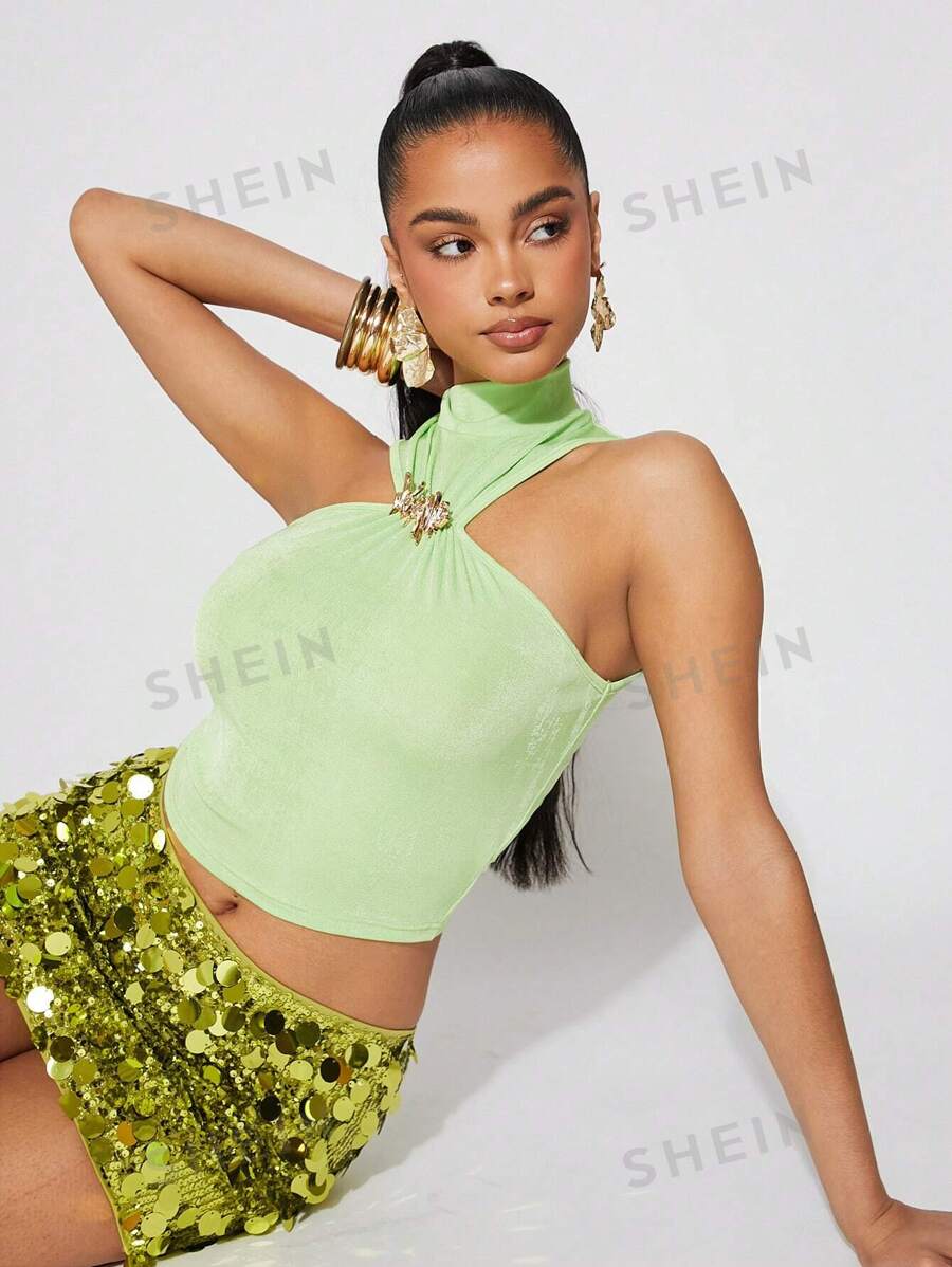 NYA SZN Top tipo tanque con cuello alto, detalles en dorado, recogido, ideal para festivales, verano, club, brunch, oficina, casualwear para mujer