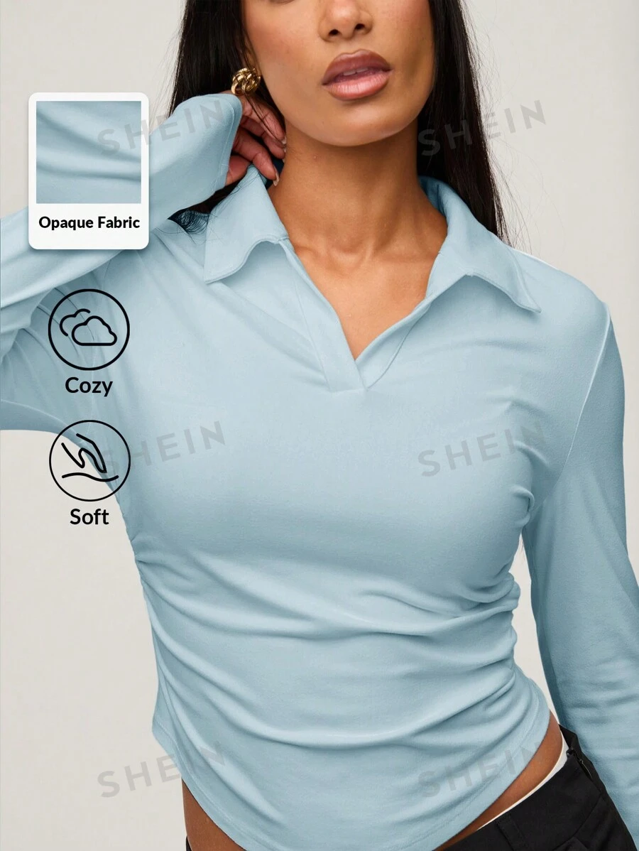 SHEIN BASICS Blusa de punto de unicolor casual con cuello vuelto, cierre de media cremallera delantera y lados fruncidos, de manga larga para mujer