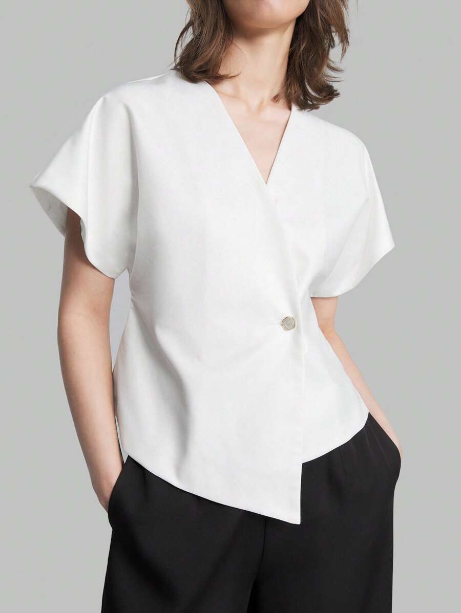 Ontre Women's Clothing New 2025 Spring Exclusive White V-Neck Solid Single-Button Casual Metal Buckle Color Block Short Sleeve Blouse, Elegant Ladies Apparel