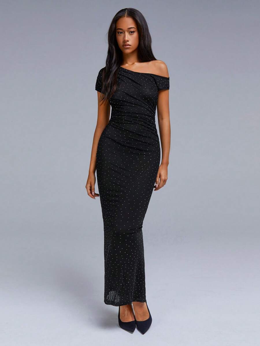 Athîral Women's Asymmetrical Neck Short Sleeve Slim Fit Long Elegant Party Dress