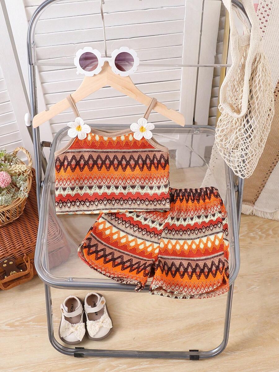 2 piezas Conjunto de camiseta y shorts con diseño festivo para niña bebé, apropiado para vacaciones de verano y viajes