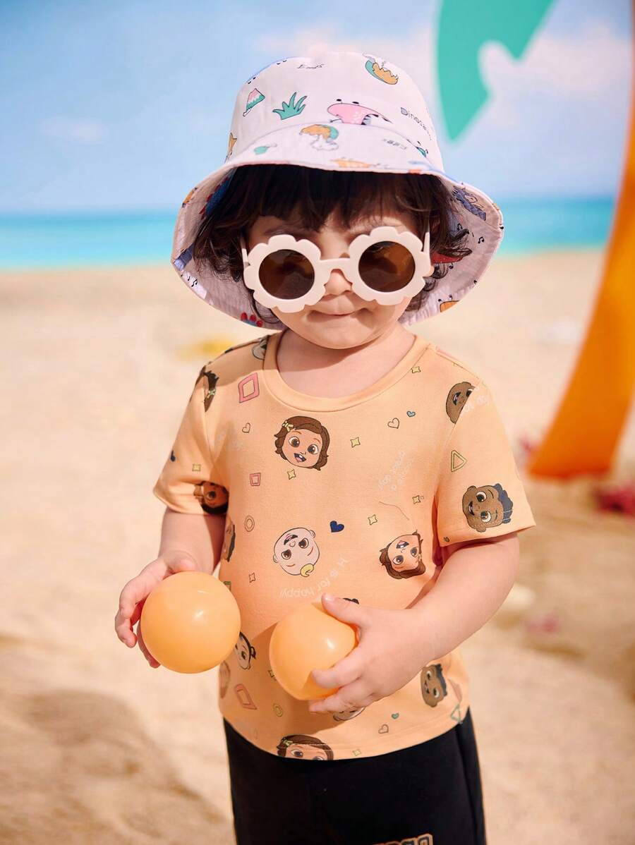 CoComelon X SHEIN Maglietta a maniche corte casual comoda e aderente da bambino, in arancione chiaro, con stampa di stelle e cuori carini